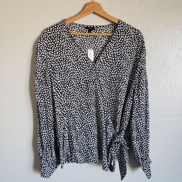 Talbots V-Neck Animal Print Wrap Blouse Top Black/White Sz Women's XL Petite NEW - Picture 1 of 11